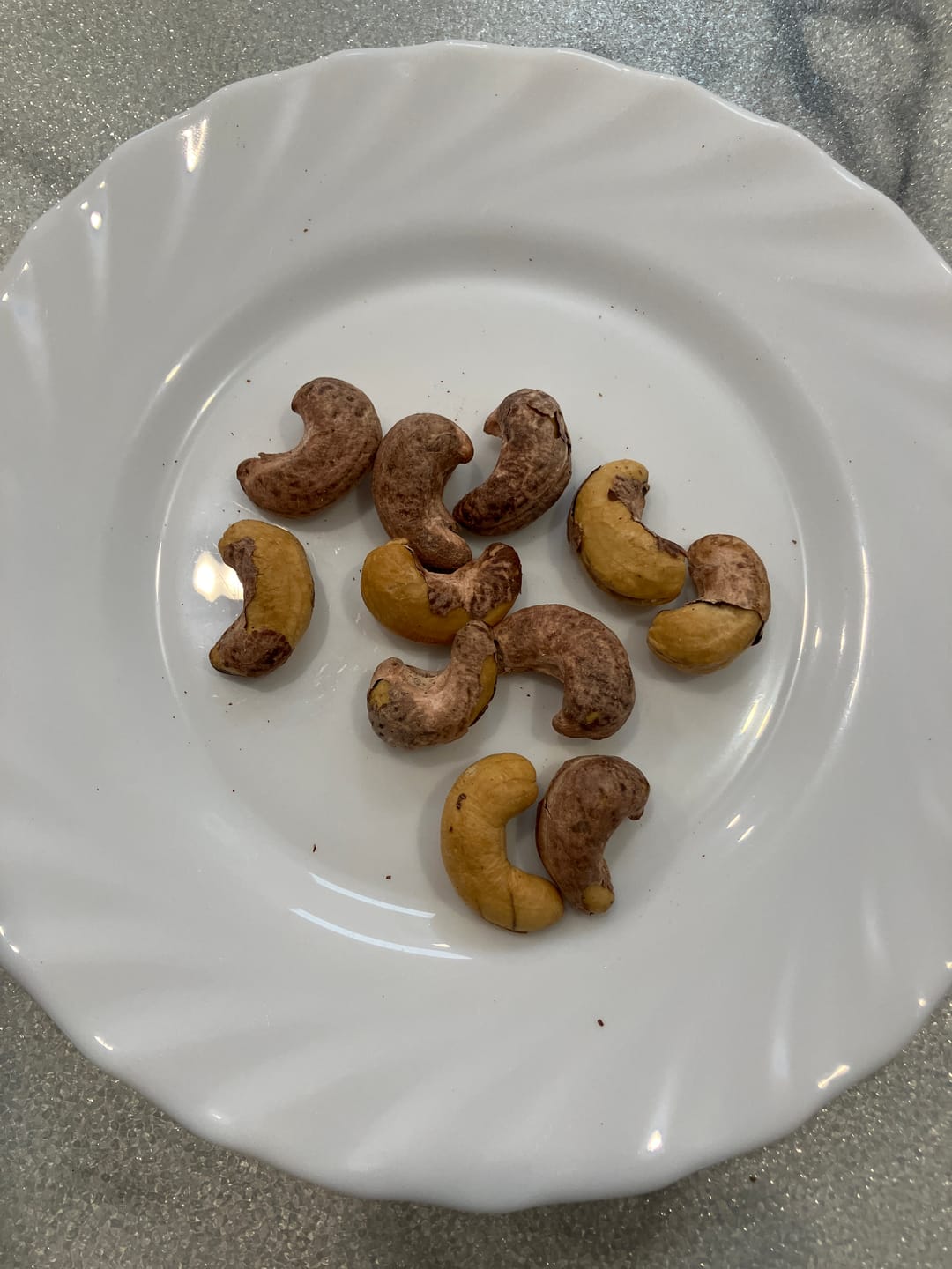 Customer photo review of Roasted salted cashews with skin on