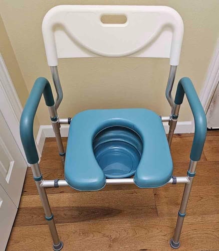 Customer photo review of Raised Toilet Seat (400lb)