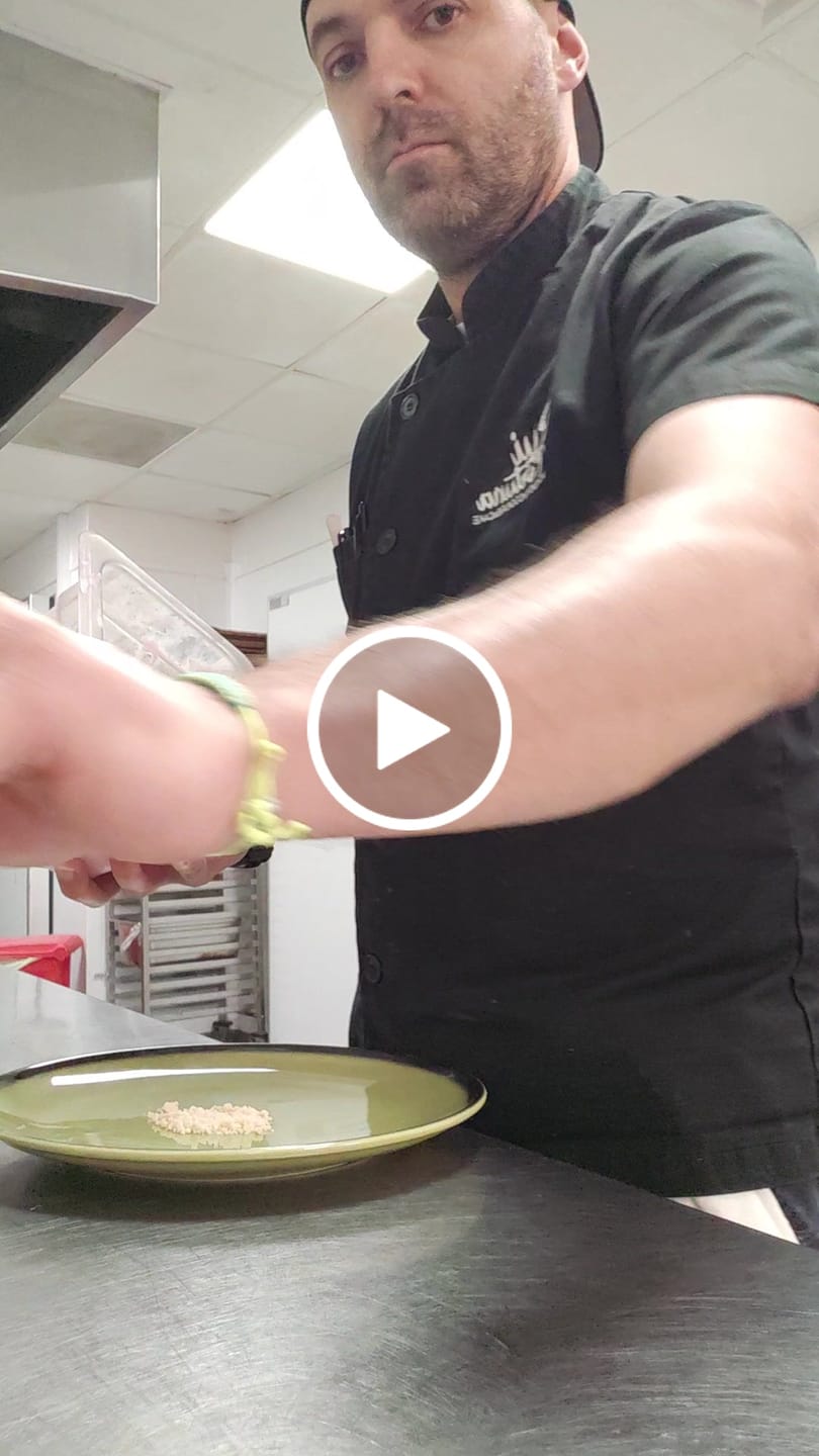 Customer video review of SignatureSpoon Large