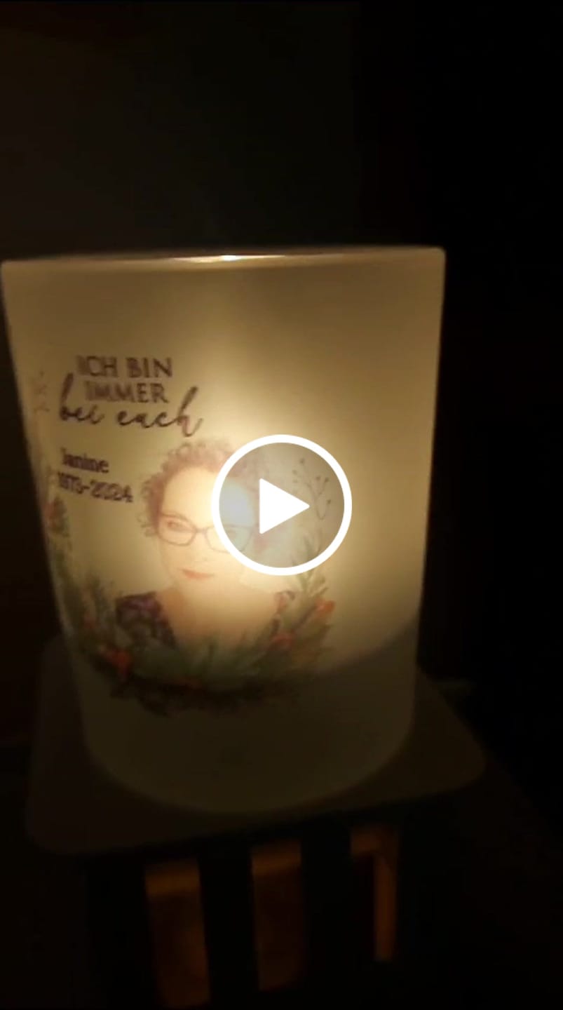 Customer video review of Bei euch - Personalisiertes Teelicht