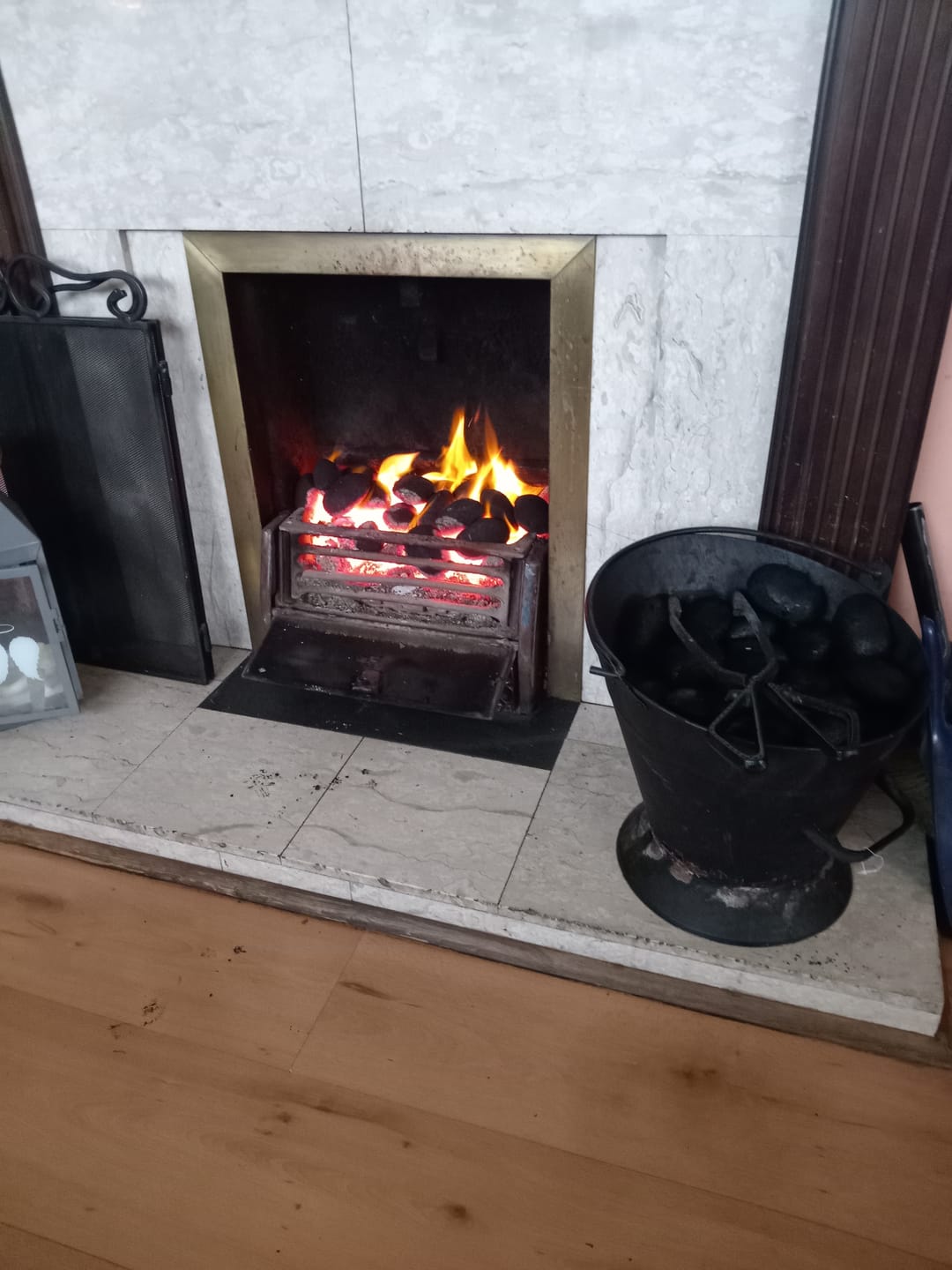 Customer photo review of Glo Therm Smokeless Coal (1 Tonne) 50 x 20kg Bags