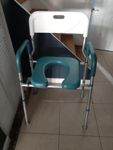 Customer photo review of Raised Toilet Seat (400lb)