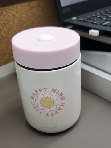 Customer photo review of Let's Cozy Up Thermal Food Container