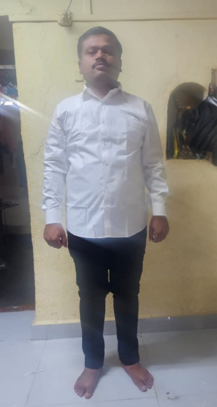 Customer photo review of AQUA Stain Free White Shirts