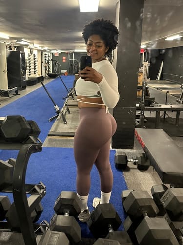 Customer photo review of W220 - Core Seamless Leggings