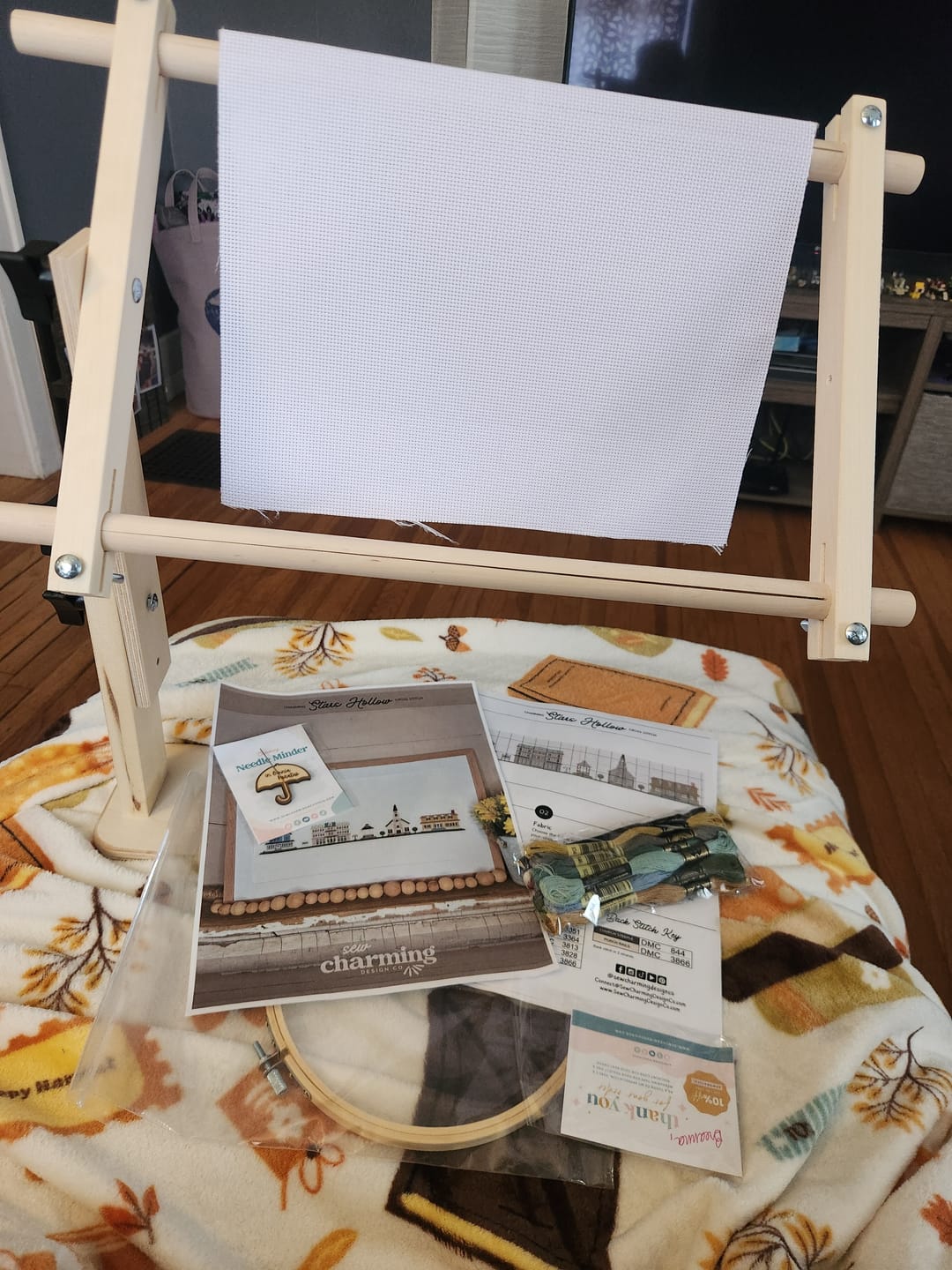 Customer photo review of Sit-On Needlework Stand
