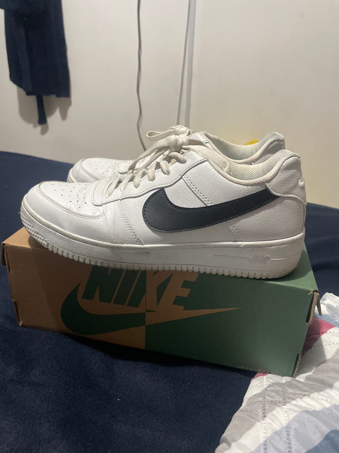 Customer photo review of Tenis 270 Blanco Negro