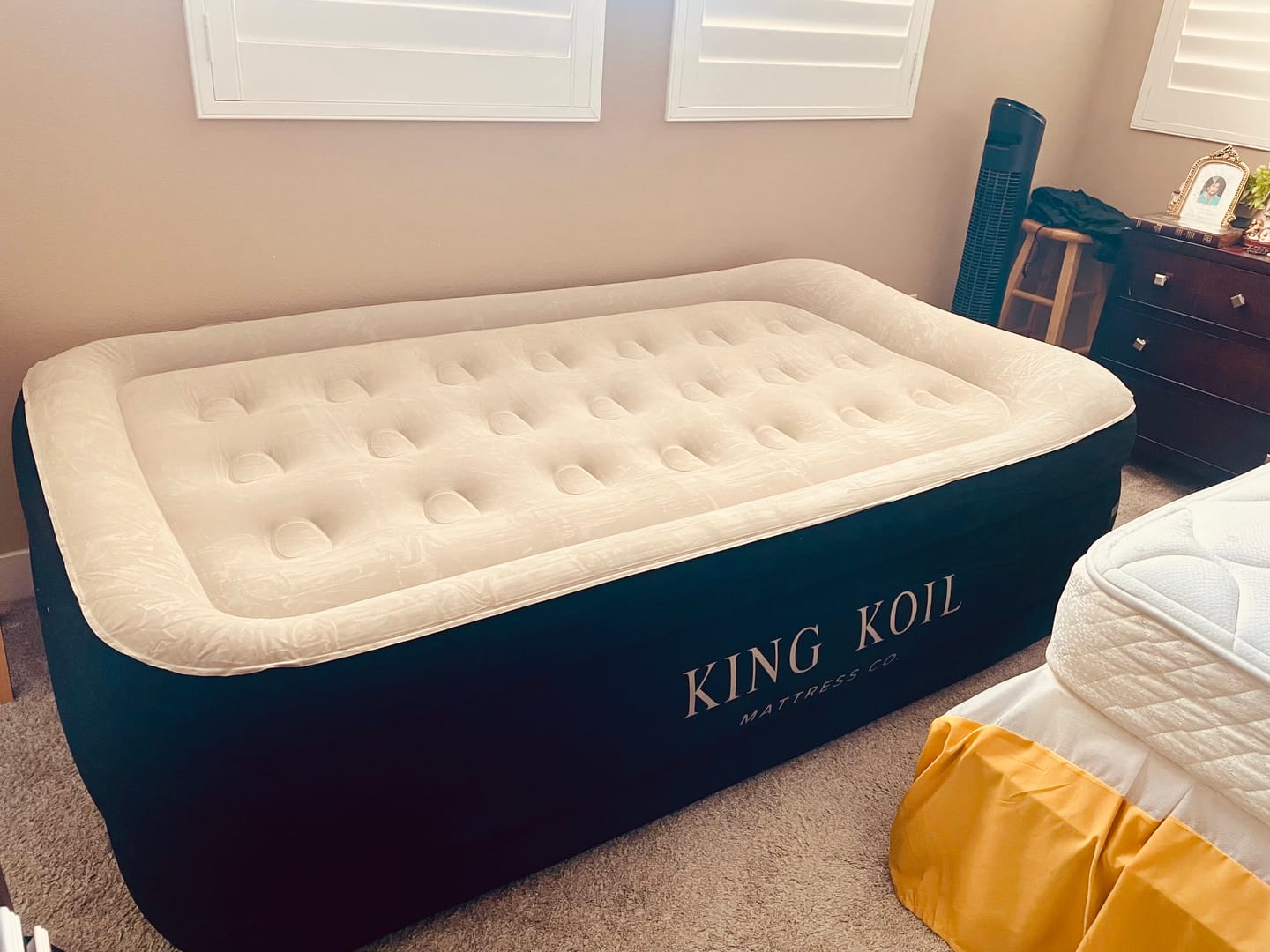 Customer photo review of King Koil Luxury Air Mattress with High Speed Built-in Pump