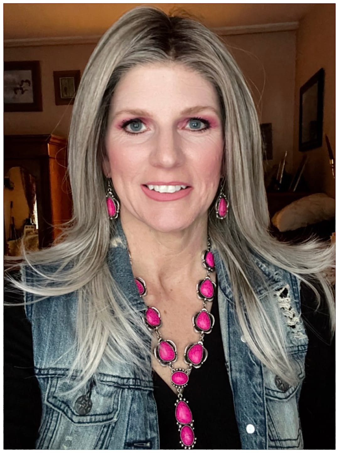 Customer photo review of GRAND ENTRANCE - Foxy Blonde