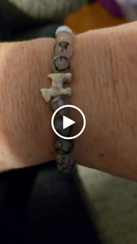 Customer video review of STRĀ Dog Beaded Bracelet