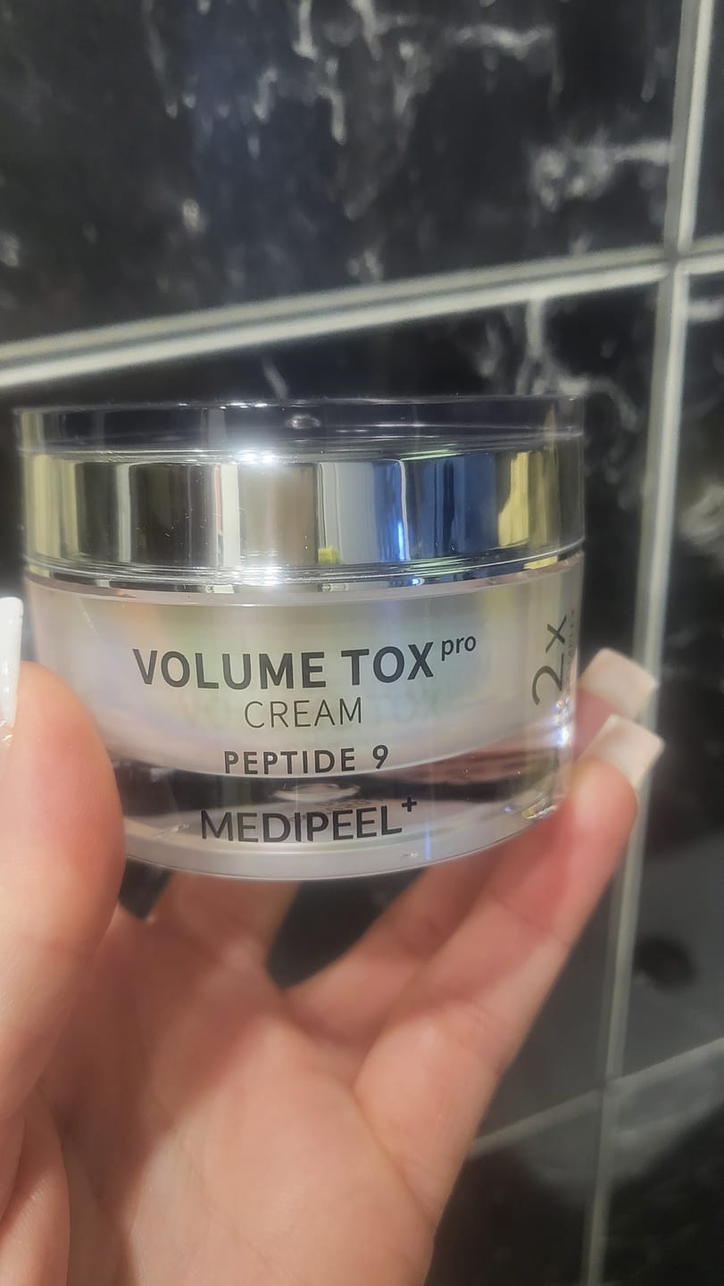 Customer photo review of Atjaunojošs krēms ar peptīdiem Medi-Peel Volume Tox Cream Peptide 9 Pro