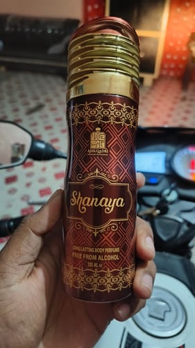 Customer photo review of Shanaya Luxury Attar Perfume