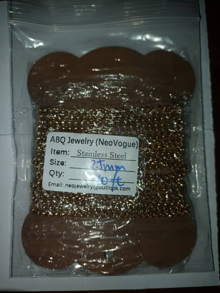 Customer photo review of 10 Feet Round Box Chain Bulk Wholesale, Tarnish Free Stainless Steel Box Chain Gold Black Silver for Men Women Necklace Jewelry Making
