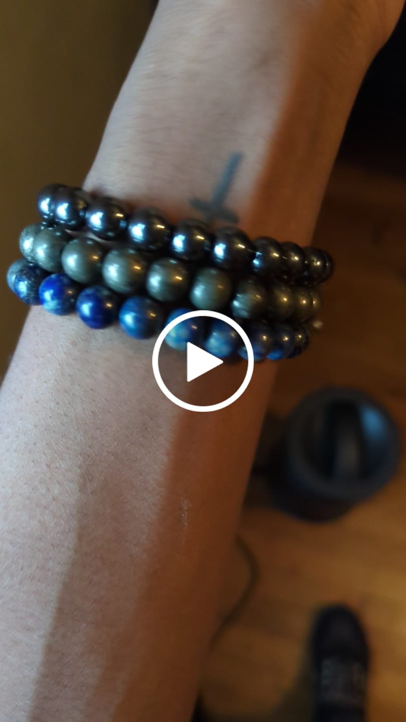 Customer video review of Leo Strength Bracelet Pack