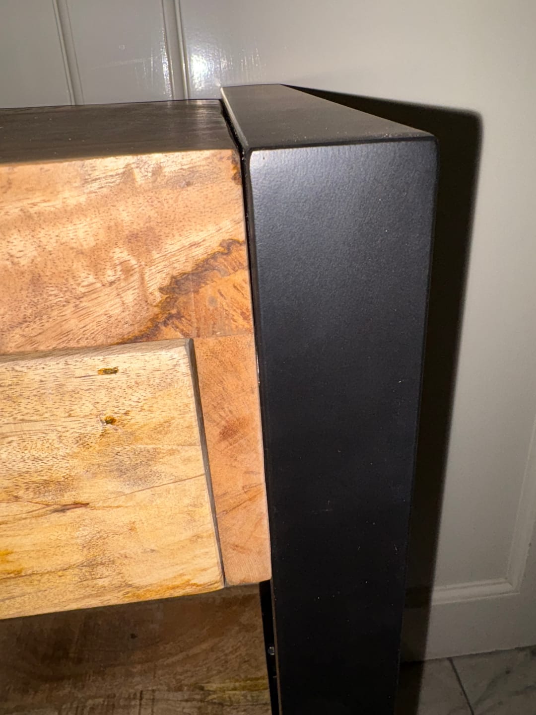 Customer photo review of Sidetable Mangohout en Staal | 120 x 35 x 76 cm