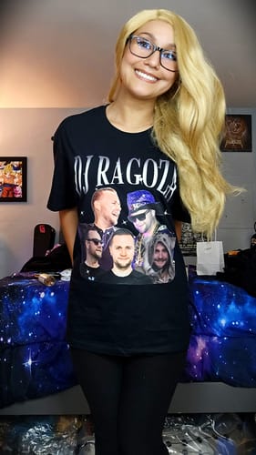 Customer photo review of CUSTOM VINTAGE TEE