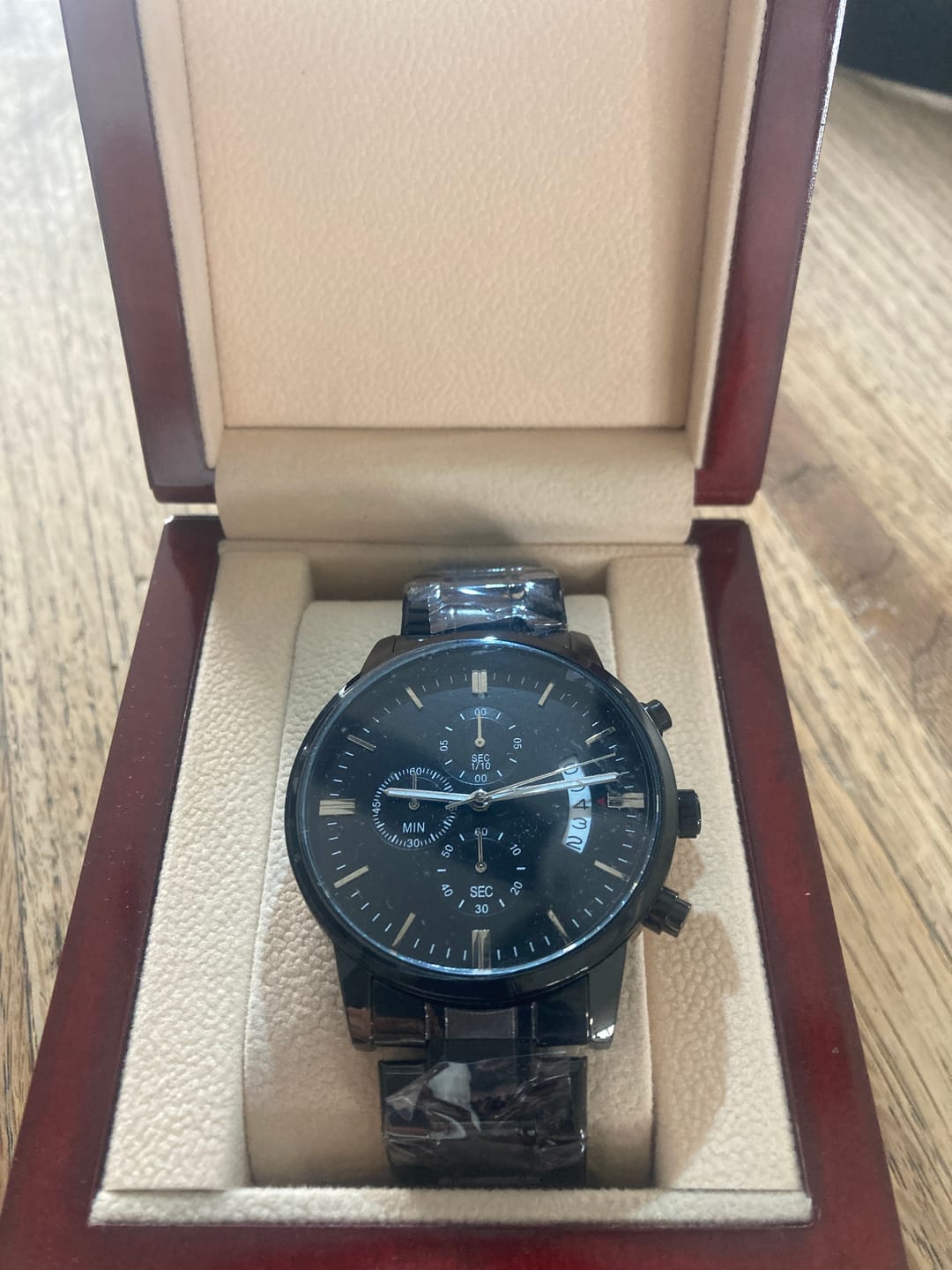 Customer photo review of To My Husband - Engraved Premium Watch - SS343