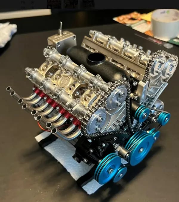 Customer photo review of Teching V8 Mechanical Metal Assembly DIY Car Engine Model Kit