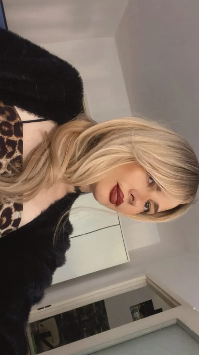 Customer photo review of Heat Resistant Wig Long Straight Layered Bangs — Platinum Blonde | KIMLUD