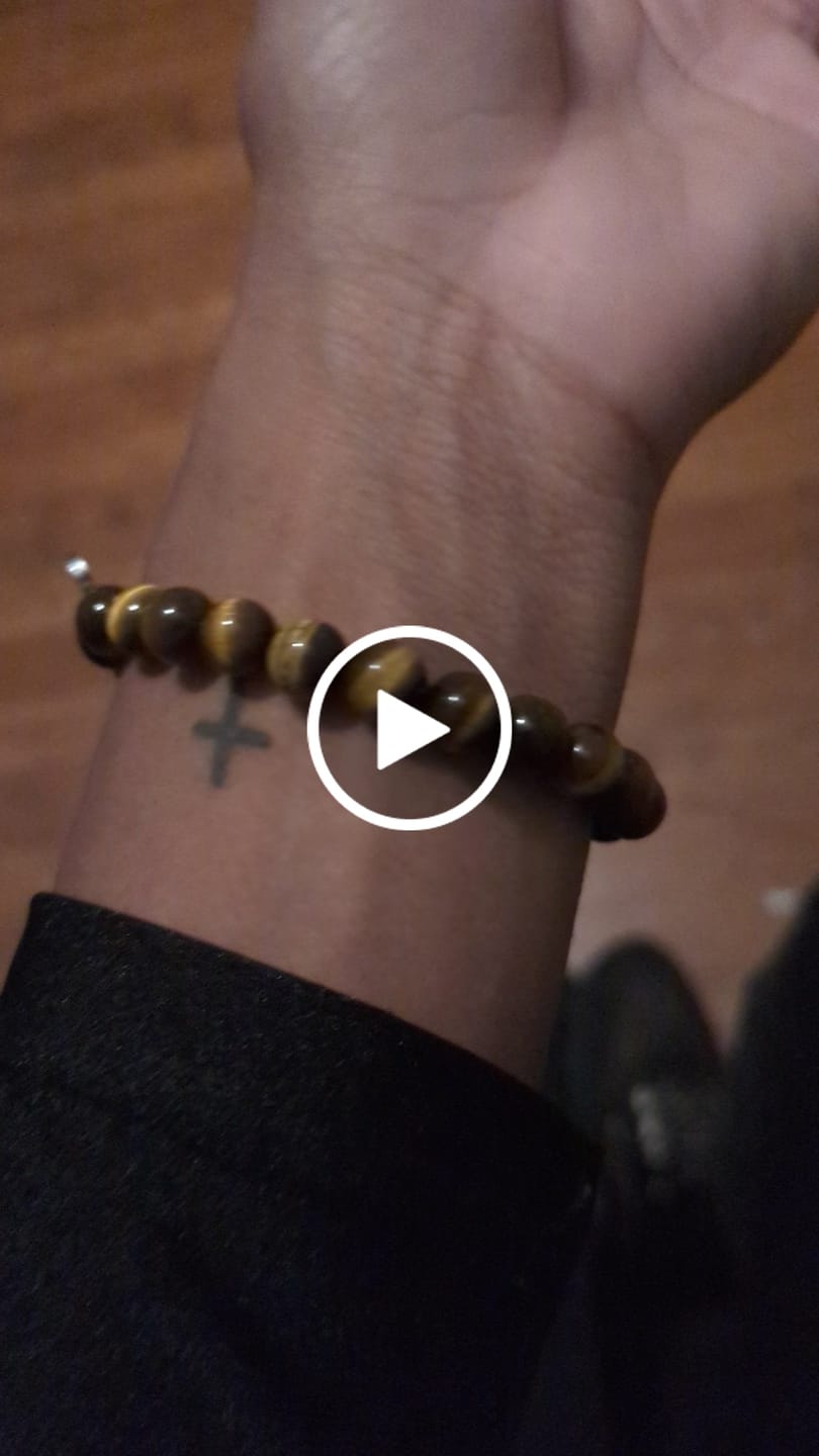Customer video review of Tiger Eye Bracelet