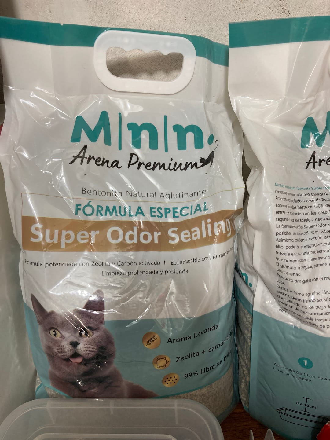 Customer photo review of Arena Minino 24kg - Carbón Activado [Nueva]