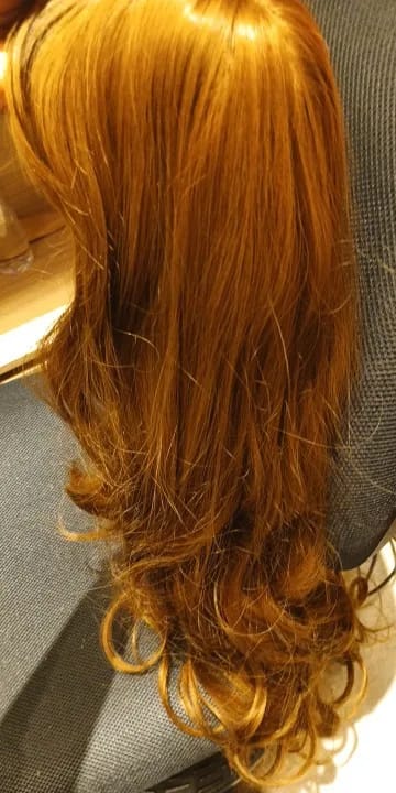 Customer photo review of Synthetic Wig Long Loose Wave With Bangs — Brown-Blonde Ombre | KIMLUD