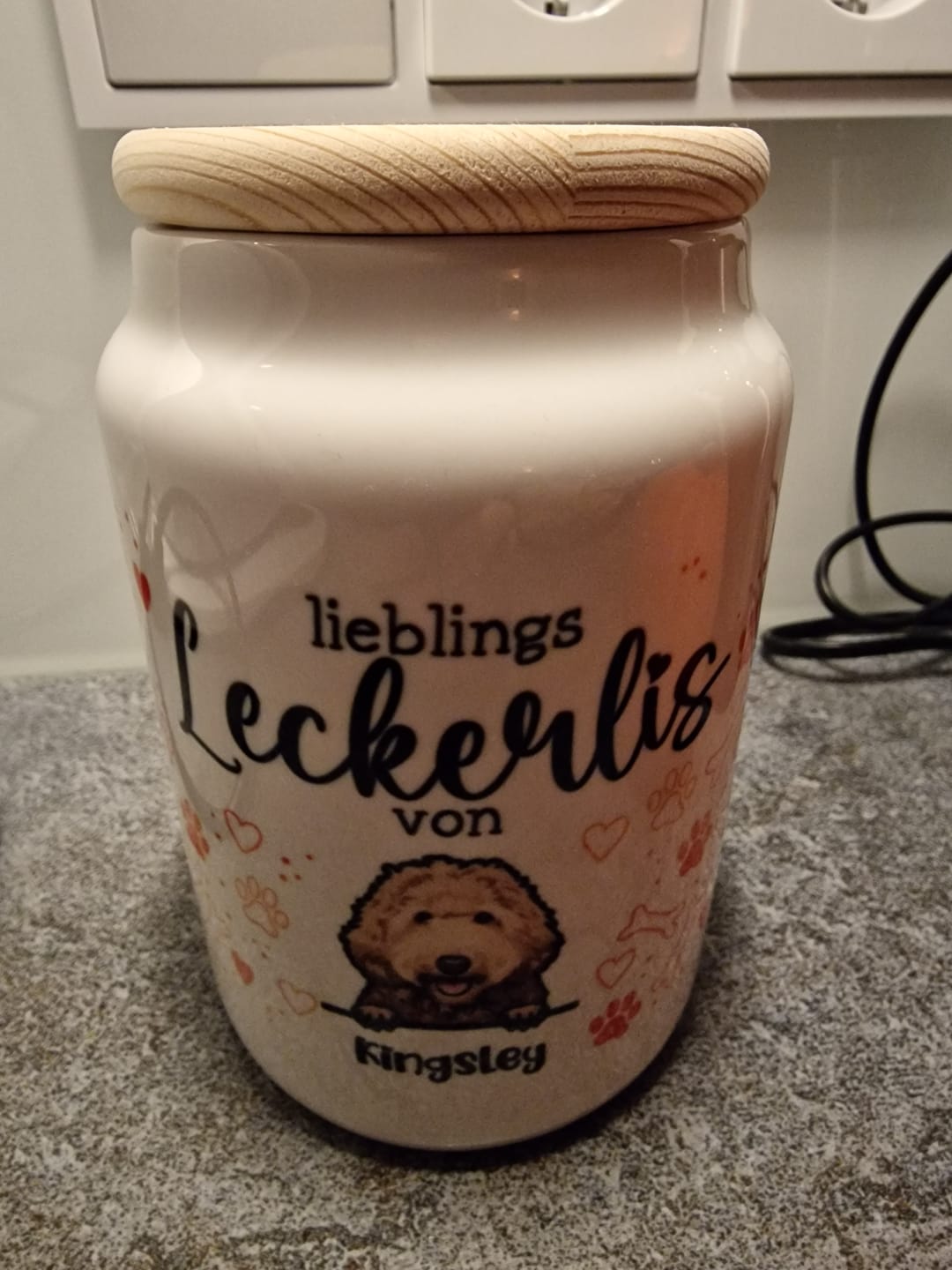 Customer photo review of Lieblings Leckerli - Individuelle Leckerlidose