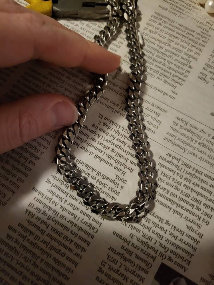 Customer photo review of 10 Feet - Cuban Link Chain for Men Women Jewelry, Stainless Steel Cuban Chain Gold Silver, Bulk Stainless Steel Chain for Necklace Bracelet