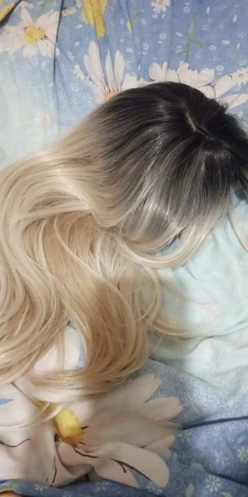 Customer photo review of High Temperature Fiber Wig Ombre Brown-Blonde Long Straight Bangs — Ombre Brown-Blonde | KIMLUD