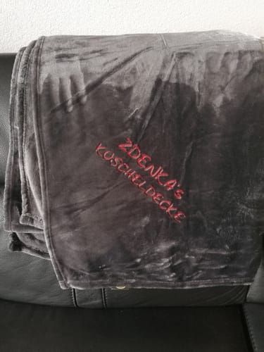 Customer photo review of Premium Wohndecke mit Namen
