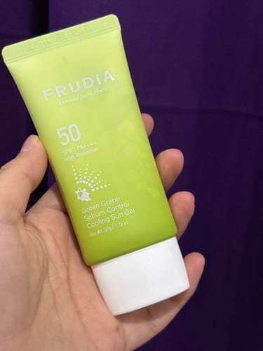Customer photo review of Frudia Green Grape Sebum Control Sun Gel SPF50+/ PA++++