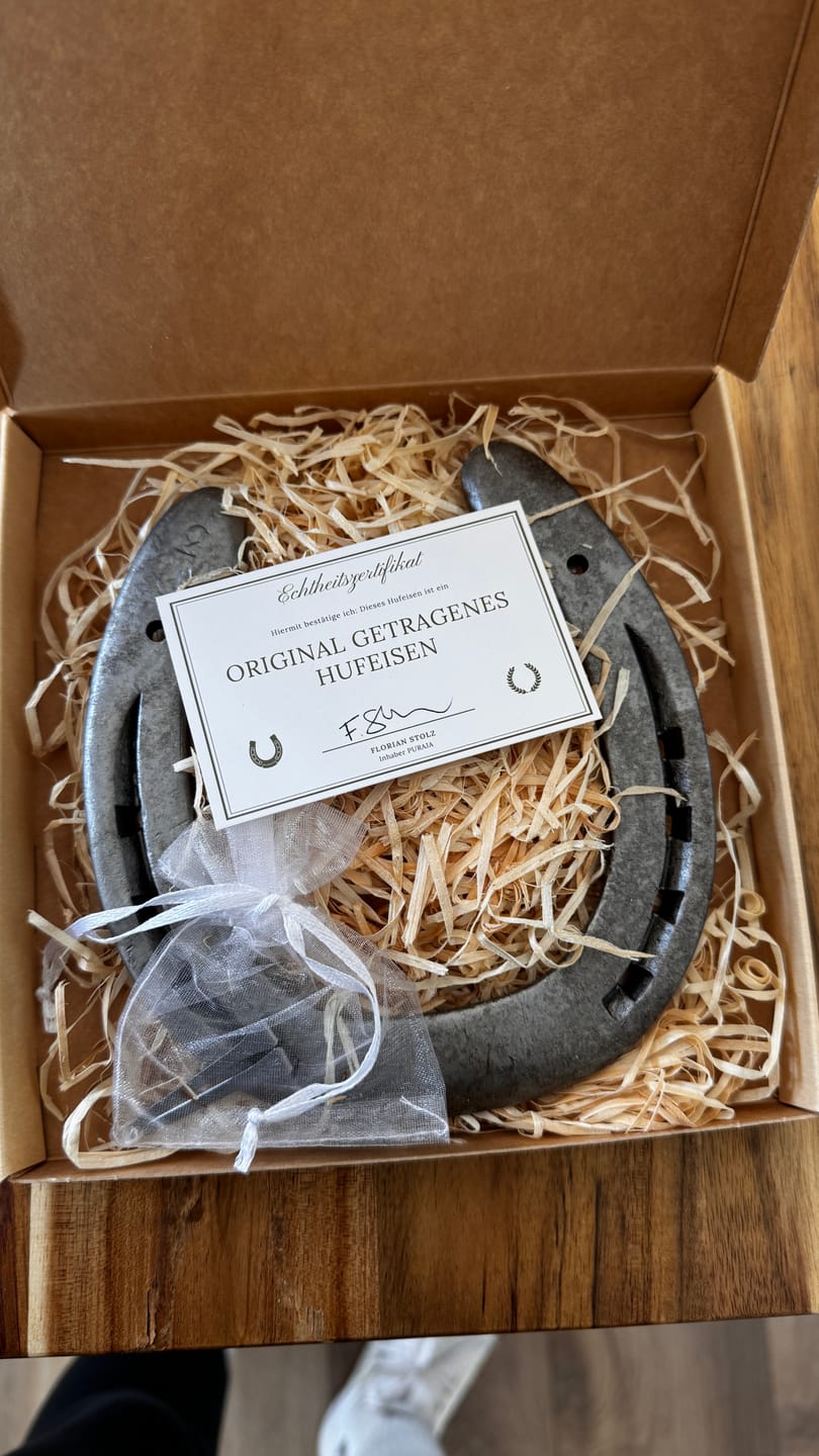 Customer photo review of Echtes Hufeisen | Glücksbringer Geschenk