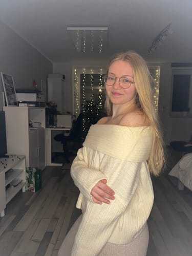 Customer photo review of Amila Offshoulder Pullover - Creme