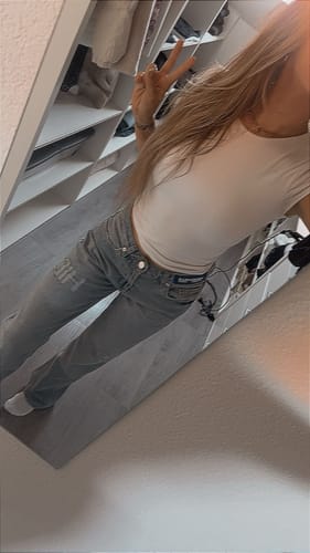 Customer photo review of RIPPED STRAIGHT LEG JEANS V2