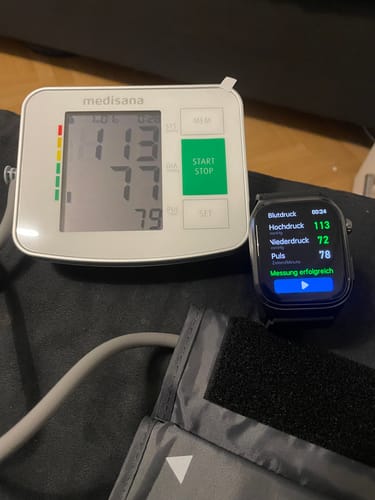 Customer photo review of VitaFit Air3 Smartwatch mit Blutdruckmessung Pumparmband