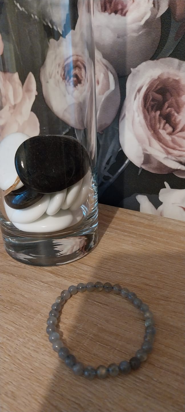 Customer photo review of Bracelet Labradorite "Protection Energétique"