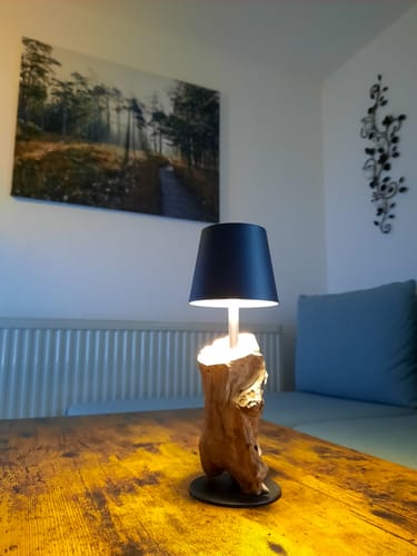 Customer photo review of LED Akku Tischlampe SERA kabellos Schirm Schwarz