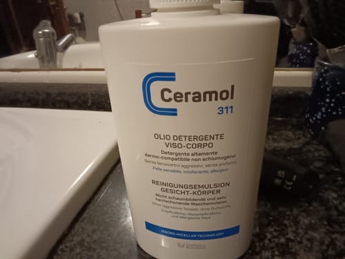 Customer photo review of OLIO DETERGENTE VISO-CORPO