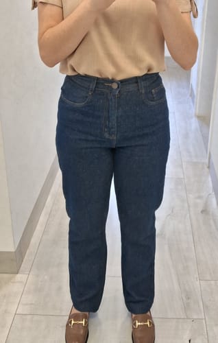 Aline S. review of Calça Jeans Mom Jequitibá Azul Escuro image 1 out of 1