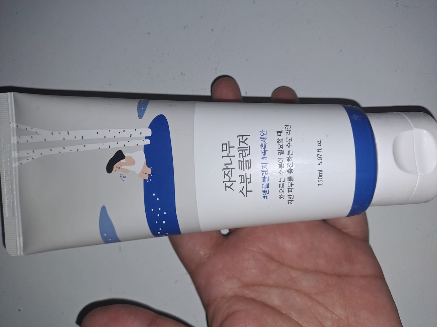 Customer photo review of Round Lab - Nettoyant - Birch Juice Moisturizing Cleanser