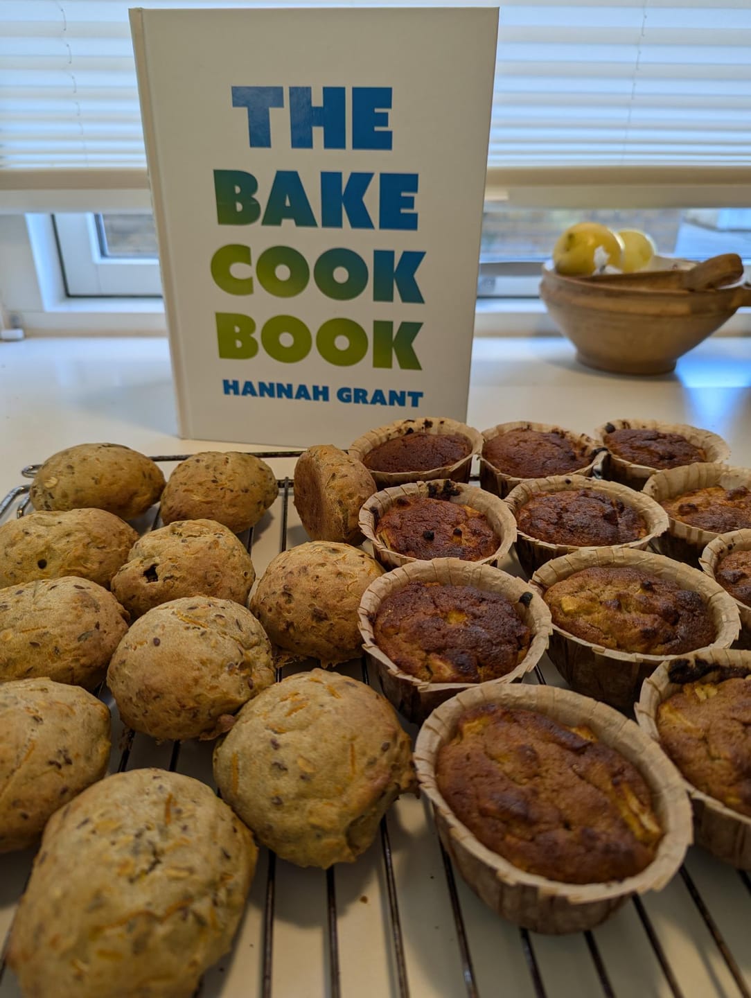 Customer photo review of The Bake Cookbook Pakke