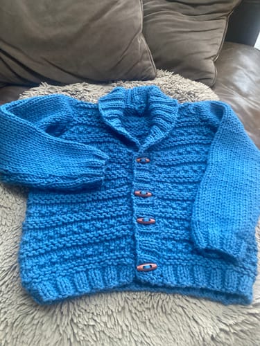 Customer photo review of Knit in a Box Set of 3 Aluminum Stitch Holder for Knitting and Crochet