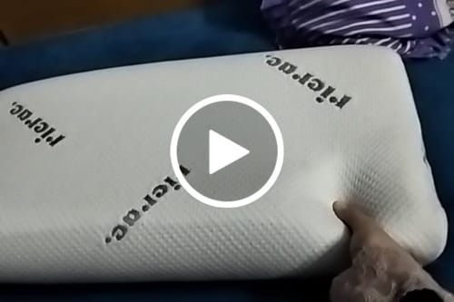 Customer video review of Contour Memory Foam Pillow suitable for Neck & Shoulder Pain