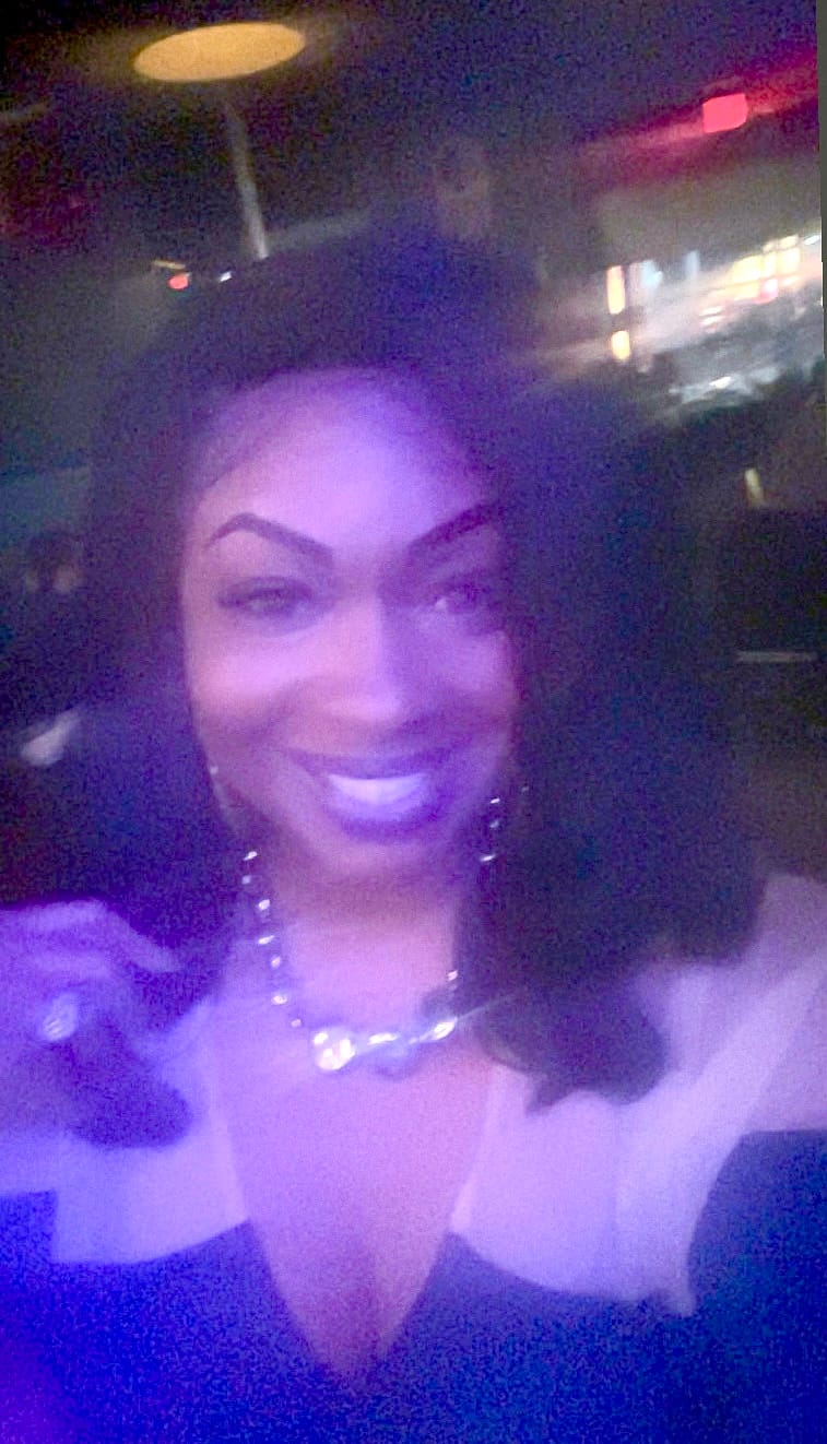 Customer photo review of Sensationnel Bare Luxe Glueless 13x6 Lace Front Wig - 13X6 UNIT 12