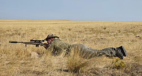 Customer photo review of Men's Short Sleeve Tech Tee