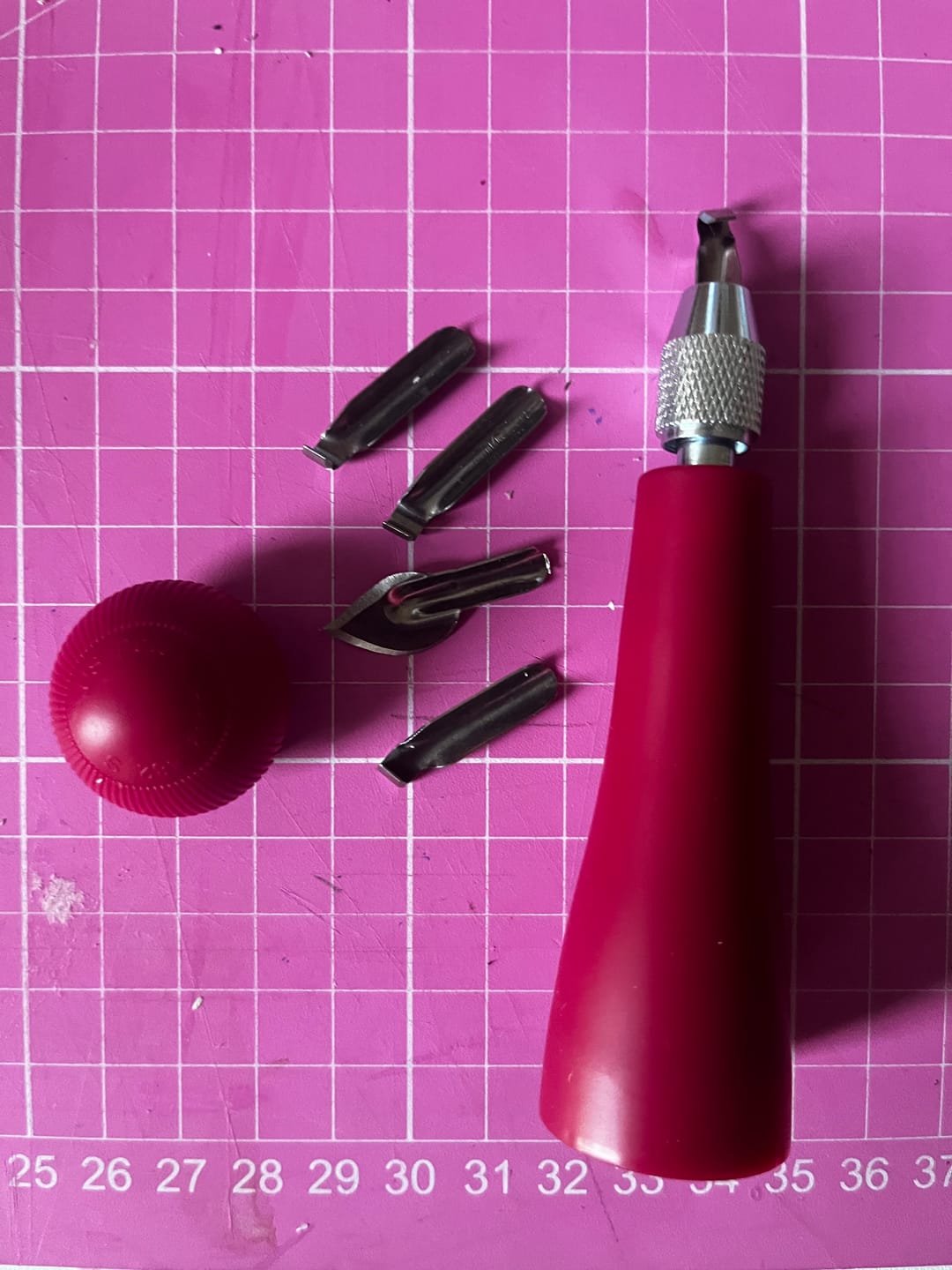 Customer photo review of Speedball - Kit Gubias 37 1 Mango y 5 Cortadores de Linóleo