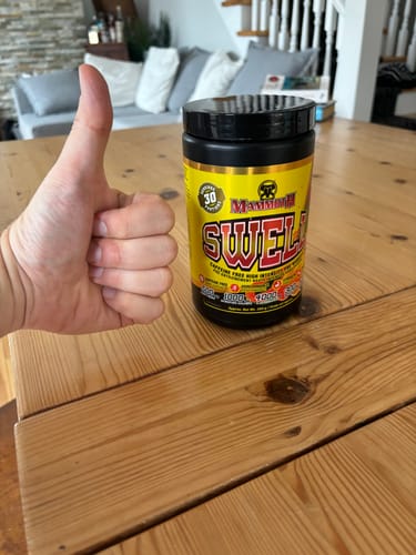 Customer photo review of SWELL