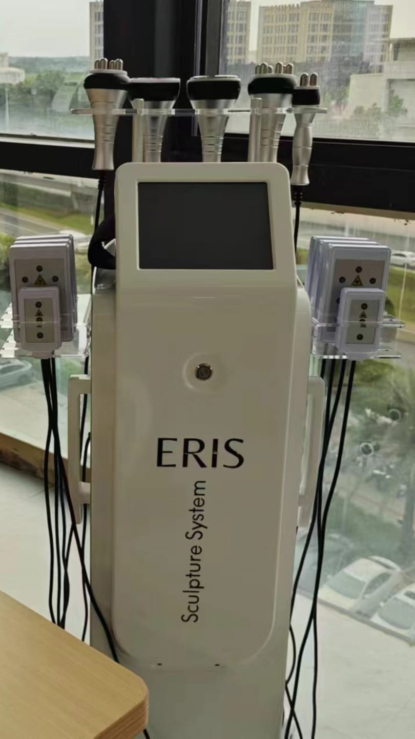 Customer photo review of Eris Lipo Cavitation Machine 6 in 1 Professional