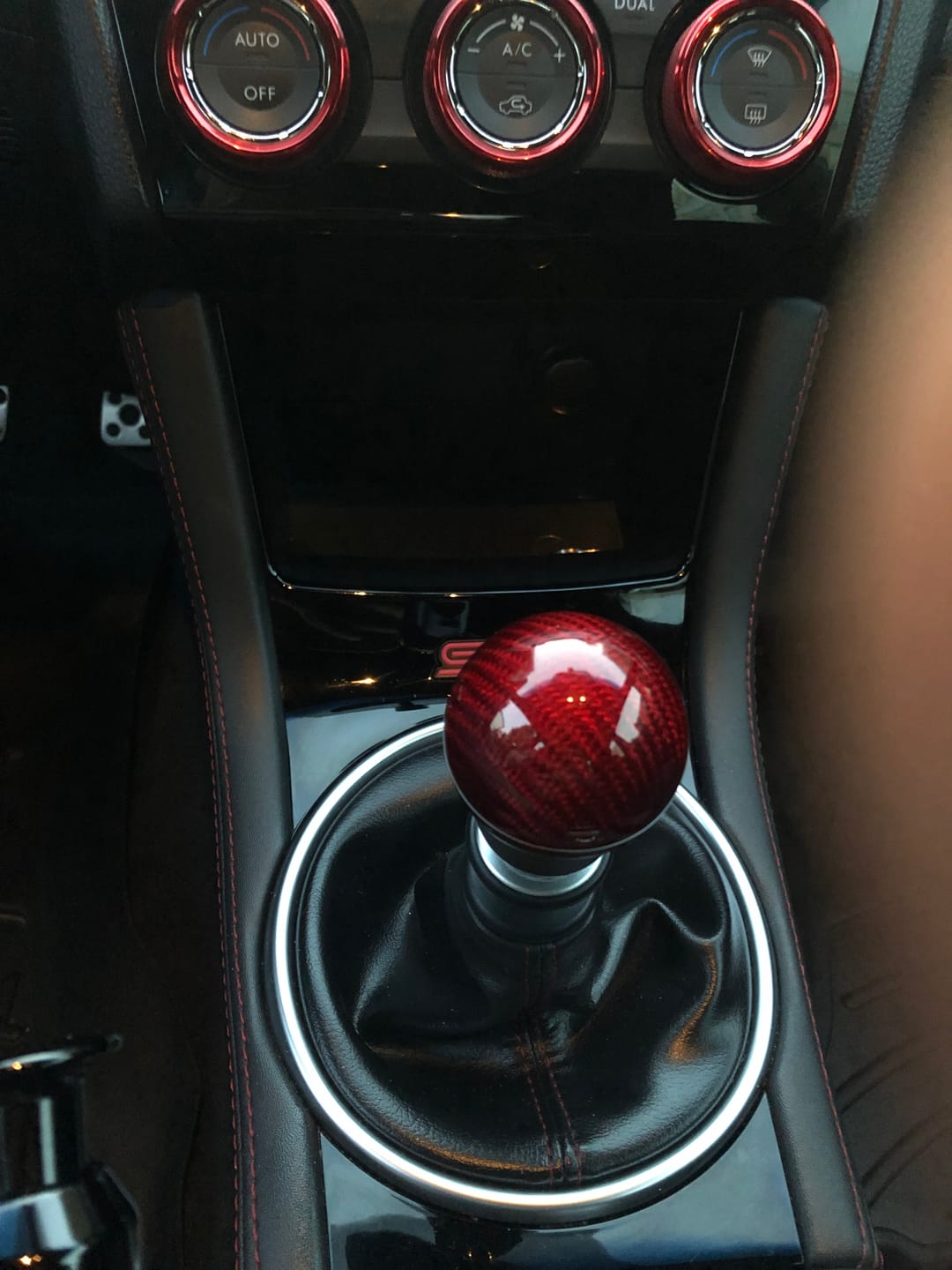 Customer photo review of Weighted Red Carbon Fiber Shift Knobs