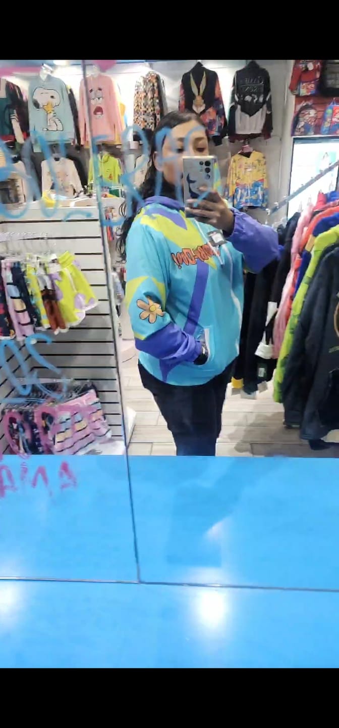 Customer photo review of Bomber Jacket Scooby Doo Oficial